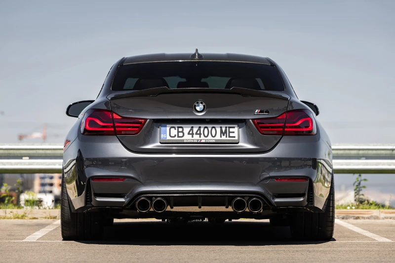 BMW M4 Competition F82, снимка 5 - Автомобили и джипове - 52555499