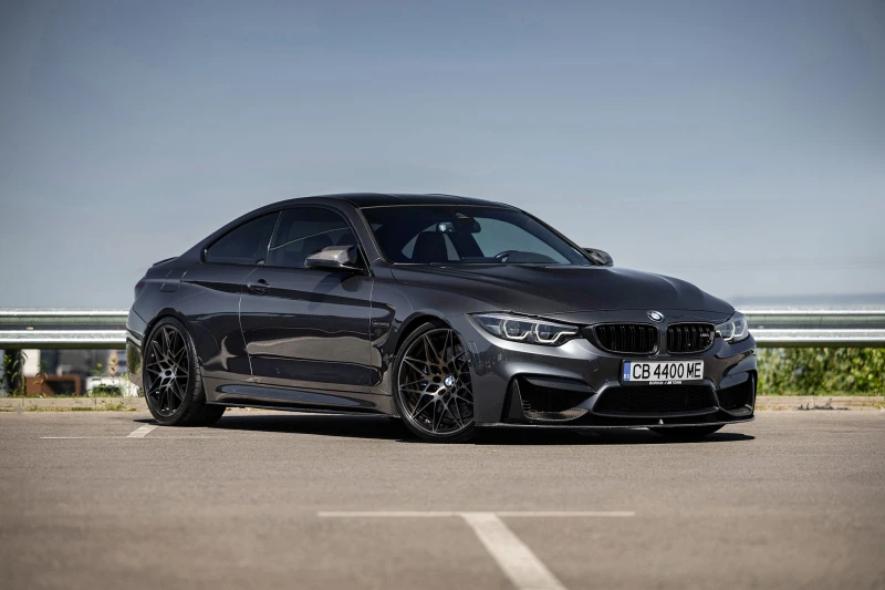 BMW M4 Competition F82, снимка 8 - Автомобили и джипове - 52555499