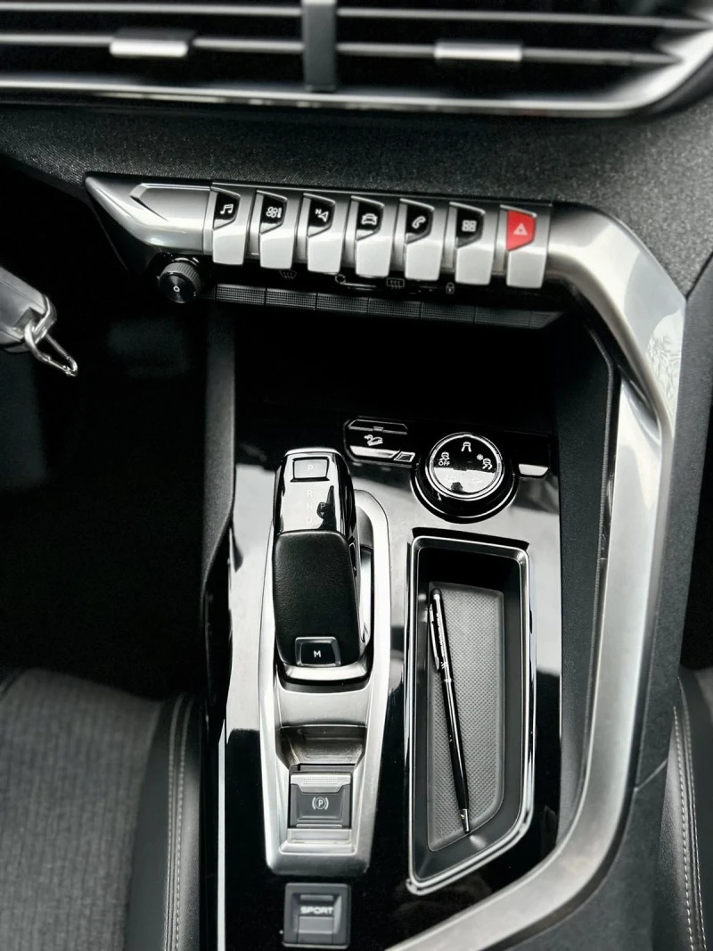 Peugeot 5008, снимка 14 - Автомобили и джипове - 52417165