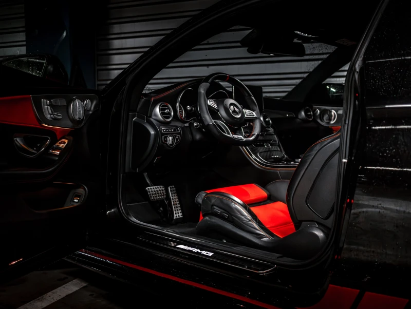 Mercedes-Benz C 63 AMG Edition 1 | Night Package, снимка 14 - Автомобили и джипове - 51823612