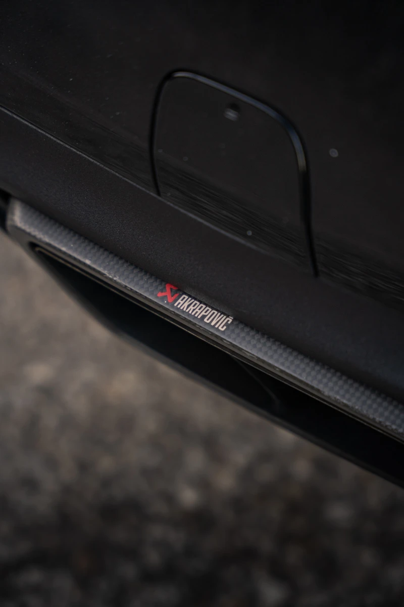 Mercedes-Benz C 63 AMG Edition 1 | Night Package, снимка 17 - Автомобили и джипове - 51823612