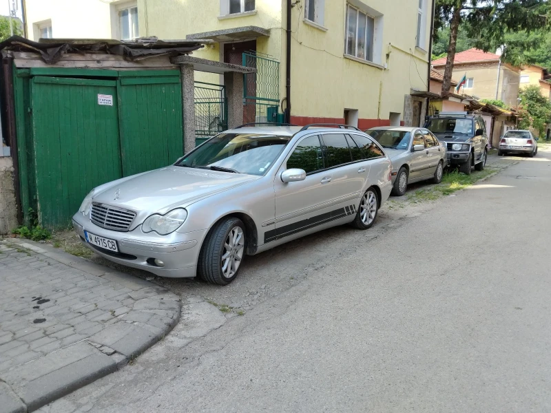 Mercedes-Benz C 220 W203 OM646, снимка 3 - Автомобили и джипове - 52188321