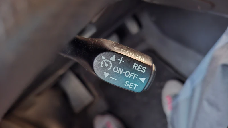 Toyota Corolla verso, снимка 15 - Автомобили и джипове - 52381185