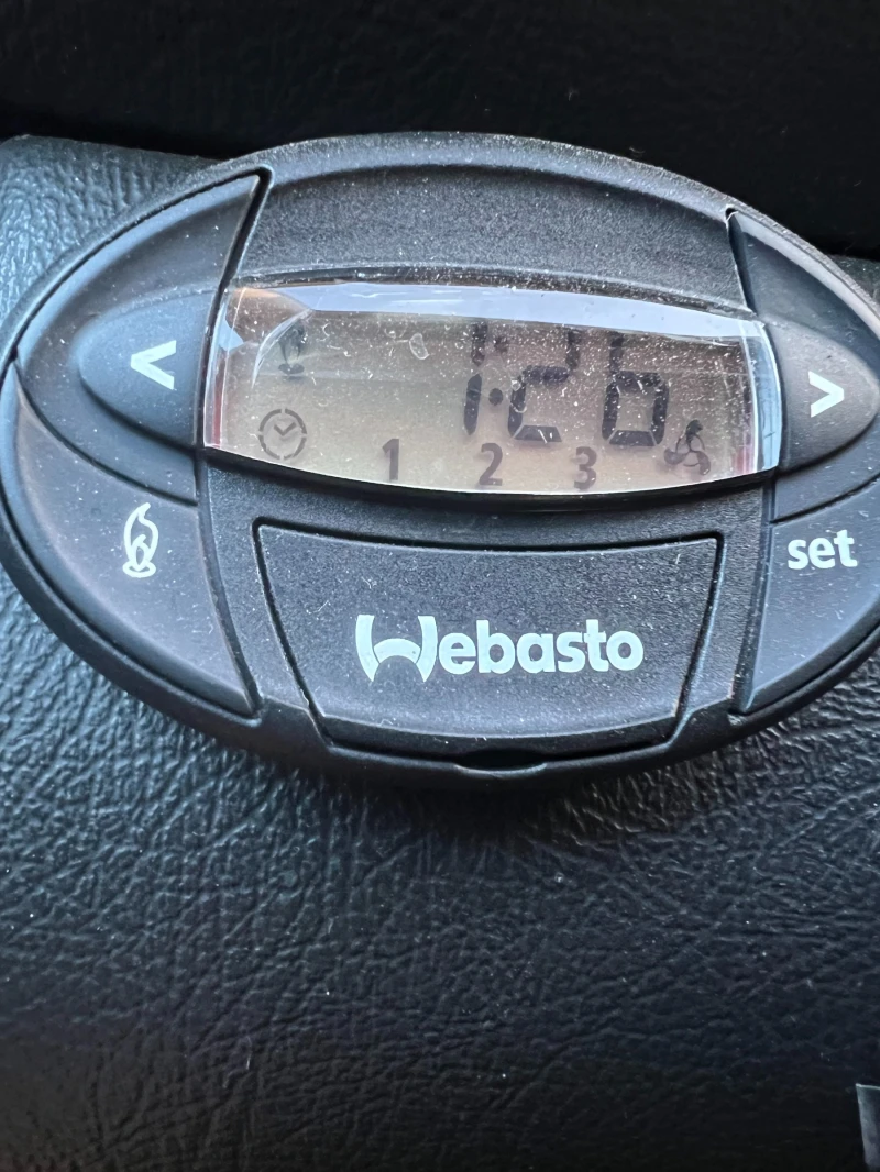 Mercedes-Benz CLK 2.3 Kompressor Master Edition, снимка 16 - Автомобили и джипове - 52392296