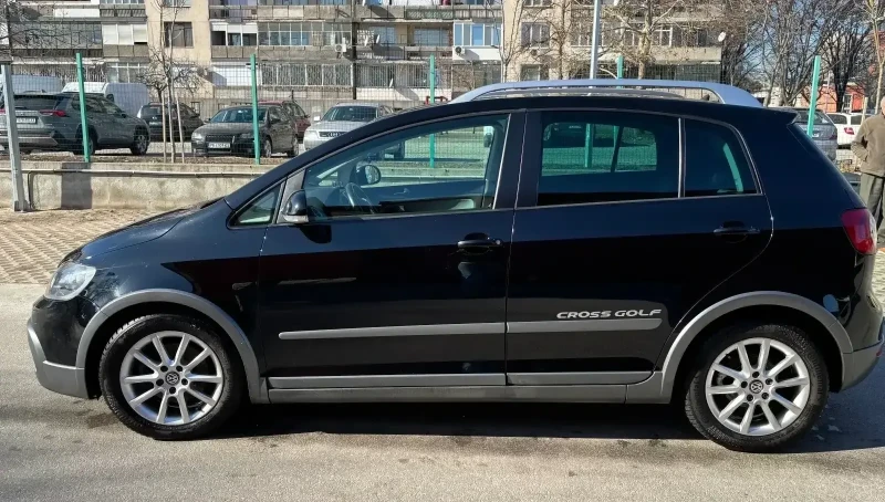 VW Golf Plus, снимка 16 - Автомобили и джипове - 52792115