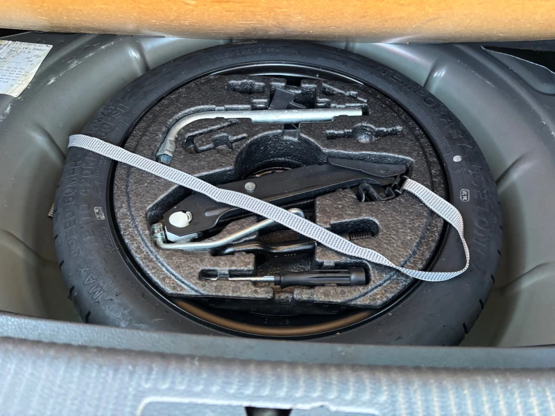 VW Golf Plus, снимка 9 - Автомобили и джипове - 52792115