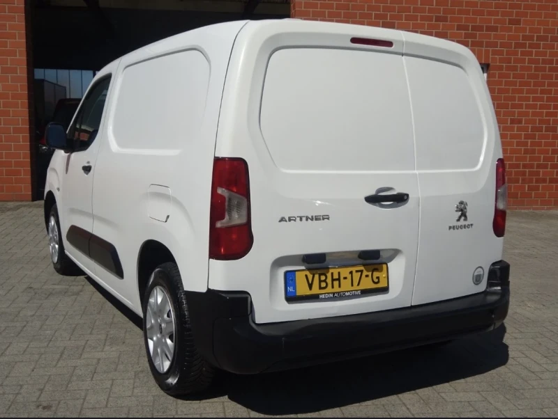 Peugeot Partner 1.5HDI, снимка 4 - Автомобили и джипове - 52854614