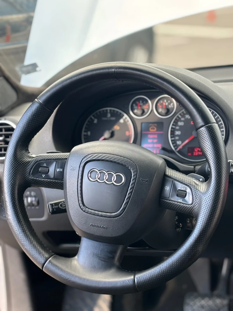 Audi A3 2.0TDI Sportback, снимка 6 - Автомобили и джипове - 53043603