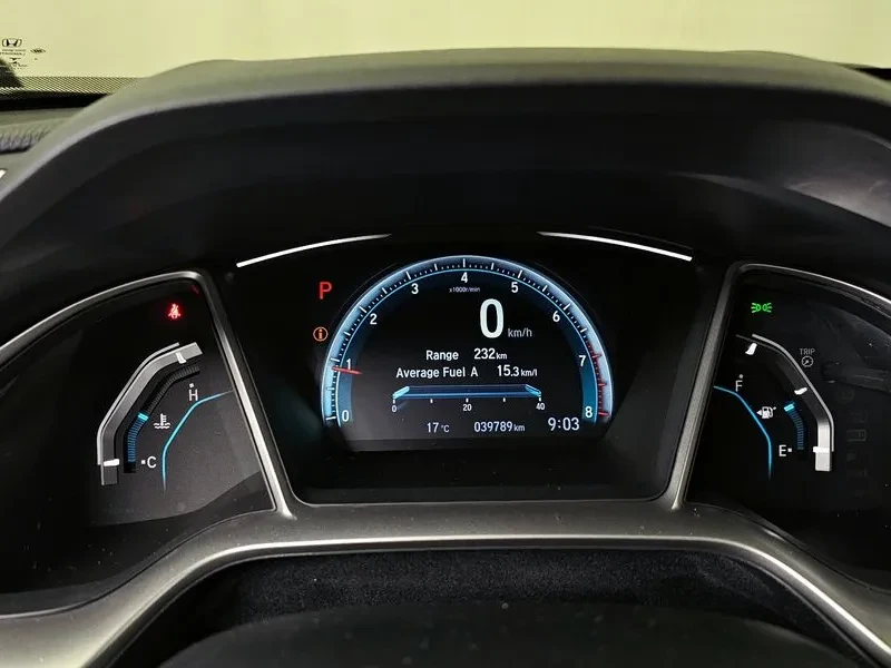 Honda Civic 2.0 10Th Generation, снимка 8 - Автомобили и джипове - 55727364