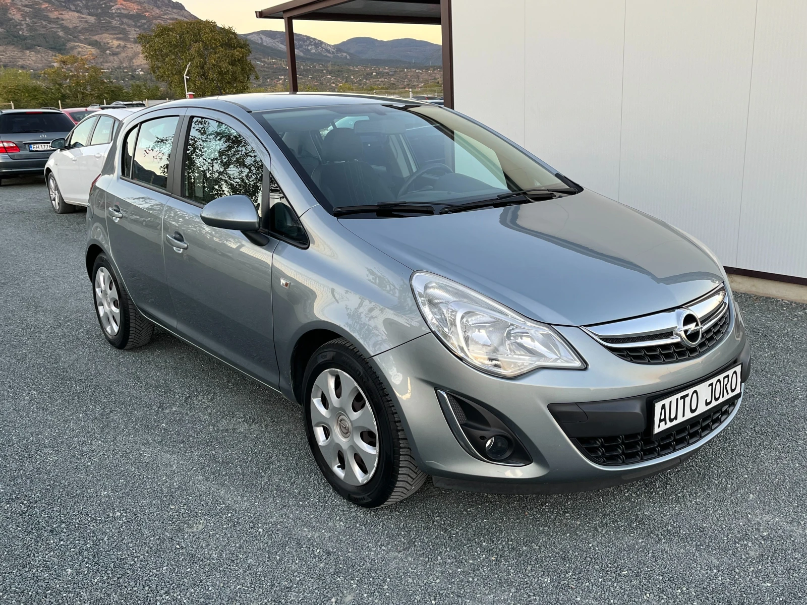 Opel Corsa 1.2i Facelift-Газов Инжекцион - изображение 6