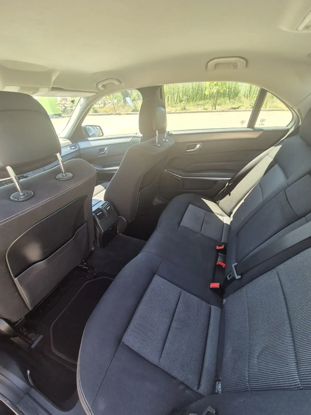 Mercedes-Benz E 200 2.0 | Mobile.bg — изображение 16