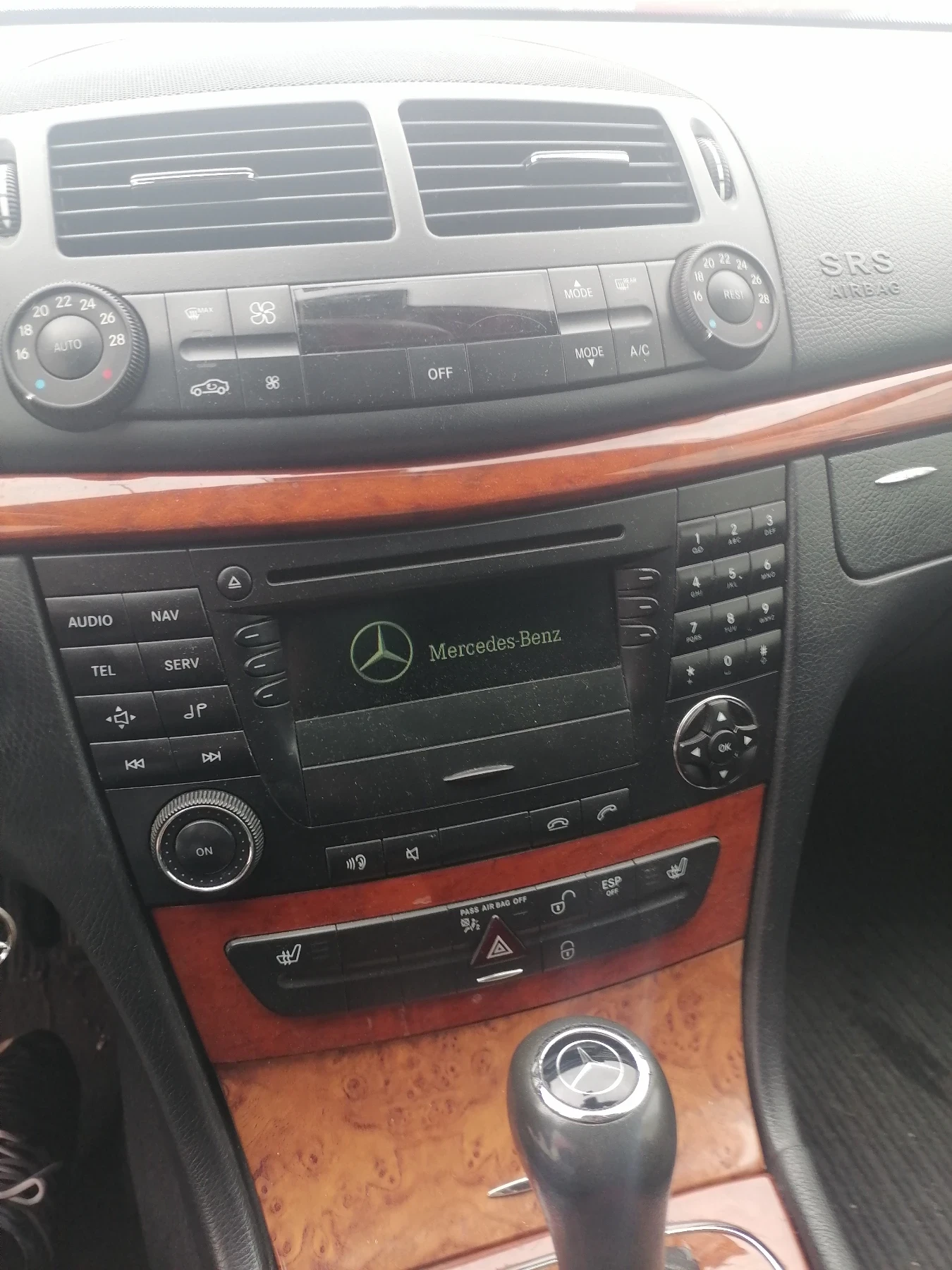 Mercedes-Benz E 200 200 CDI. 7 МЕСТЕН - изображение 9