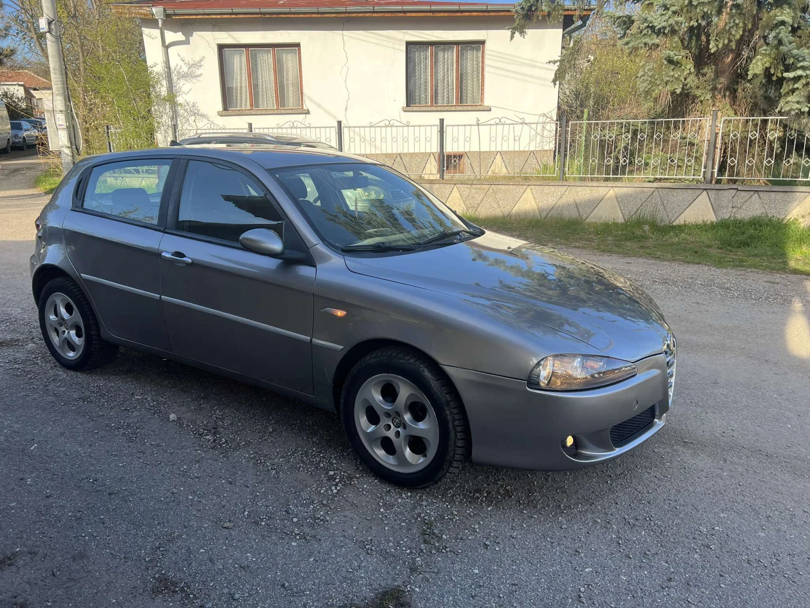 Alfa Romeo 147 1.6 Facelift - изображение 7