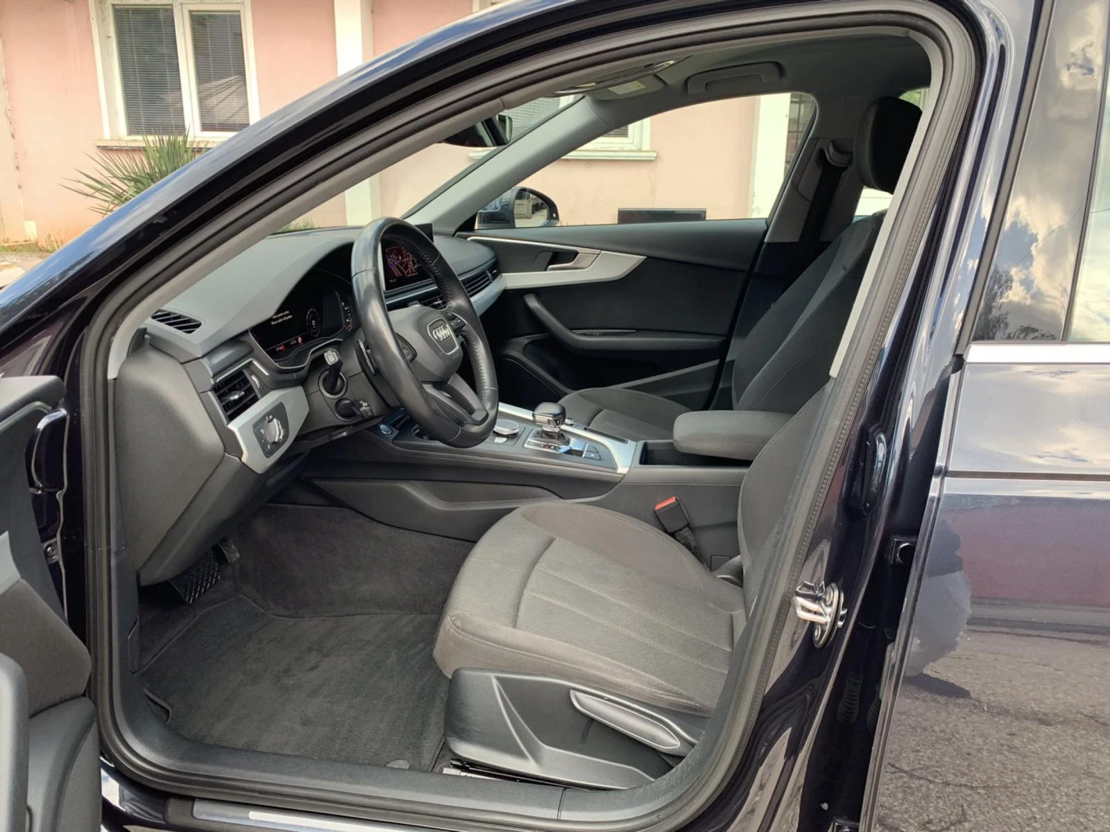 Audi A4 190* FULL - изображение 9