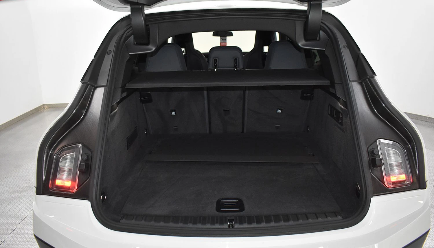 BMW iX xDRIVE40/326HP/SHADOW/VIRTU/HUD/H&K/360/ACC/251f - изображение 8