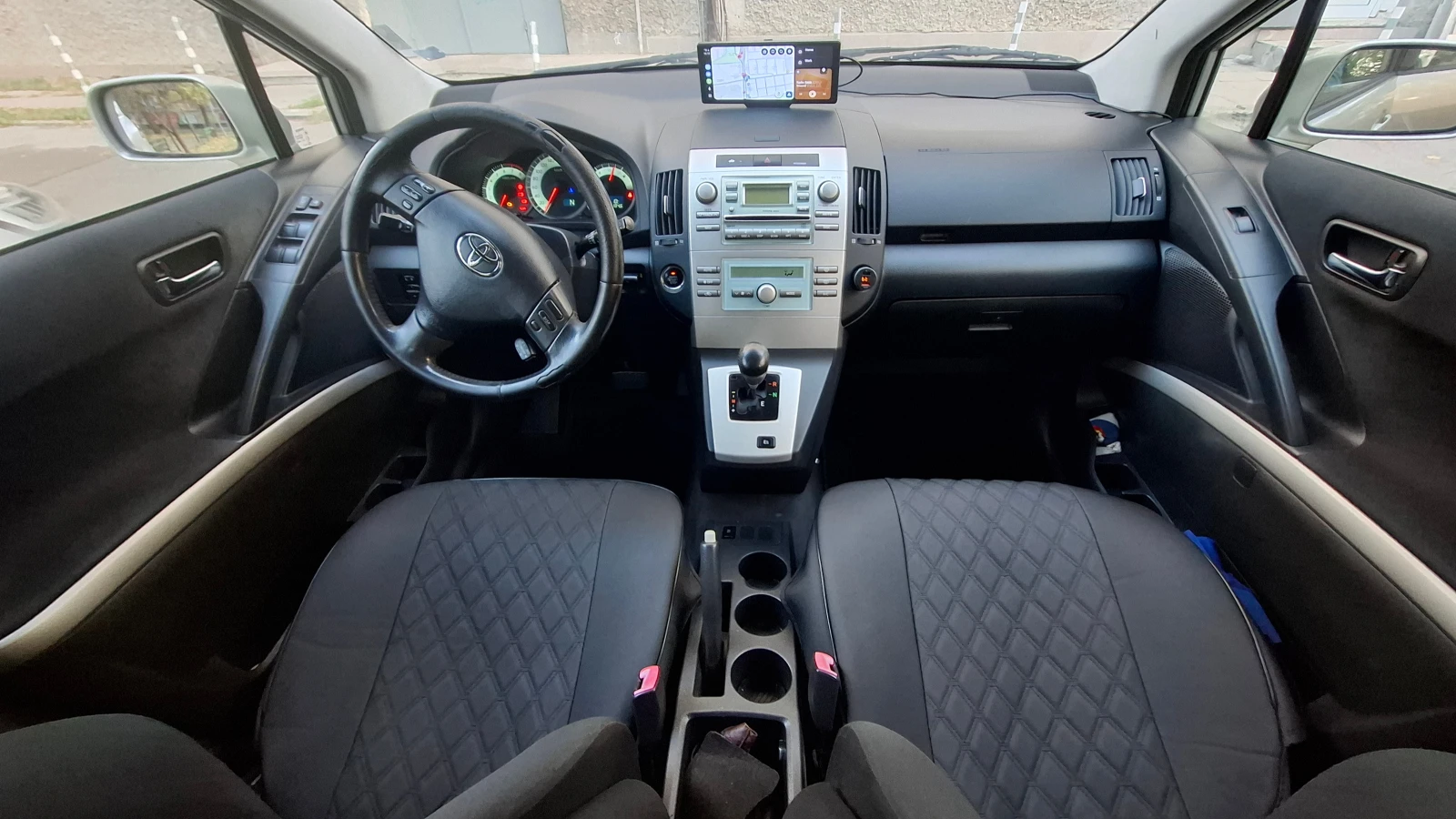 Toyota Corolla verso | Mobile.bg   13