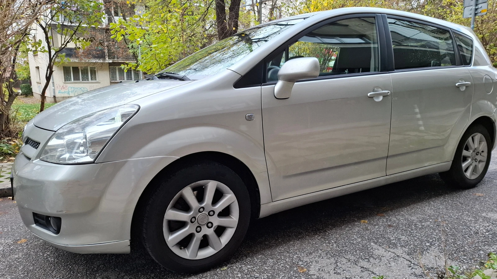 Toyota Corolla verso | Mobile.bg   2