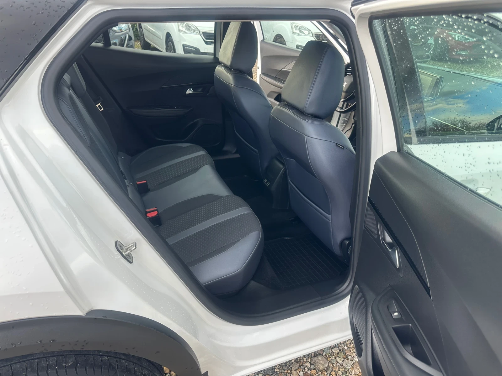 Peugeot 2008 1.5 Blue-HDi Allure - изображение 10