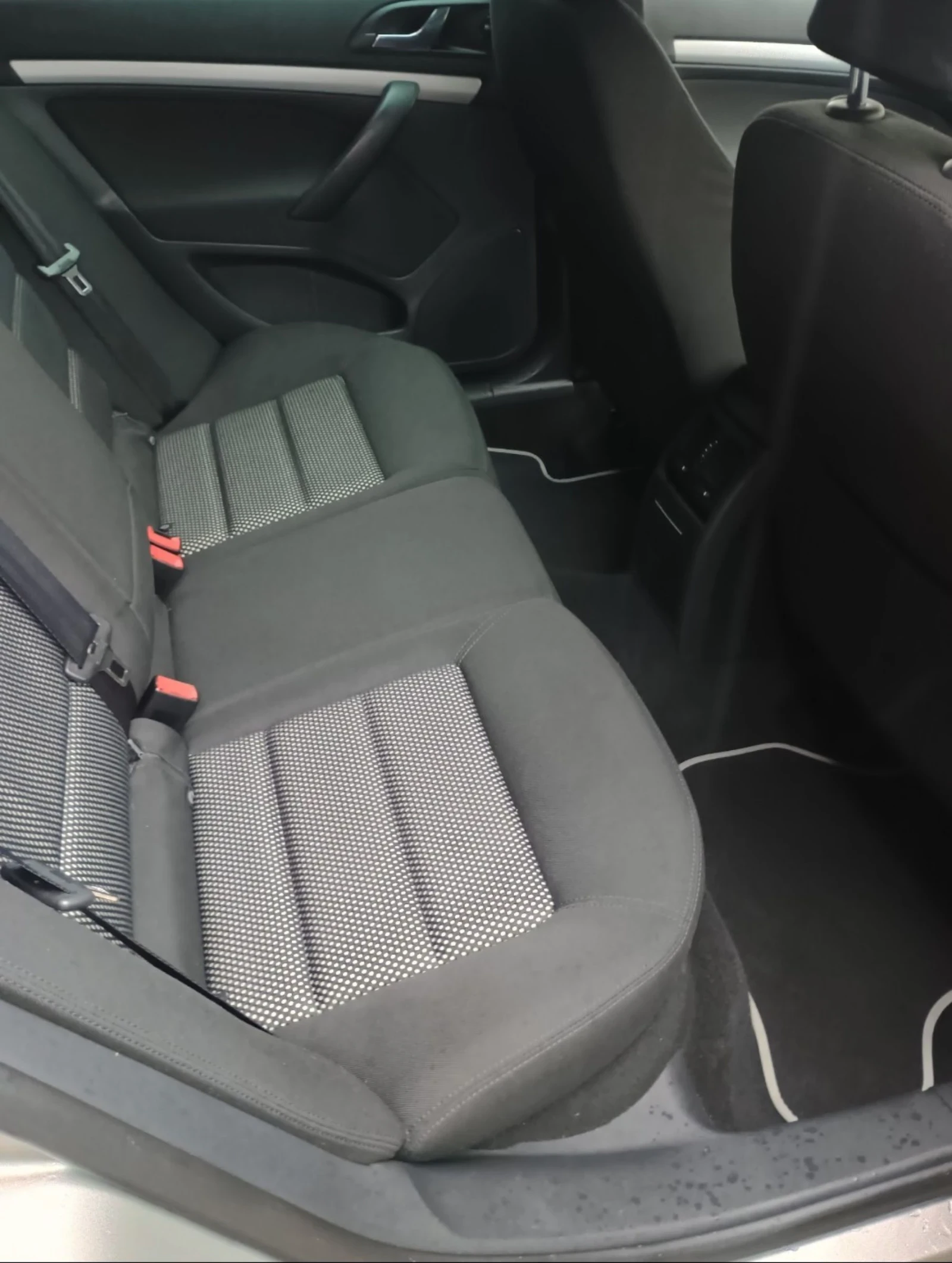 Skoda Octavia * SCOUT * 4X4 * НАПЪЛНО ОБСЛУЖЕН * ТОП СЪСТОЯНИЕ * - изображение 8