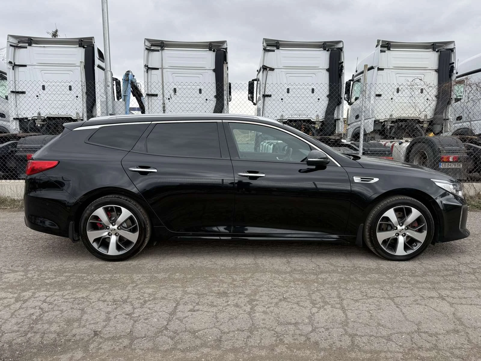 Kia Optima GT 2.0T FULL Швейцария , снимка 5 - Автомобили и джипове - 53927491