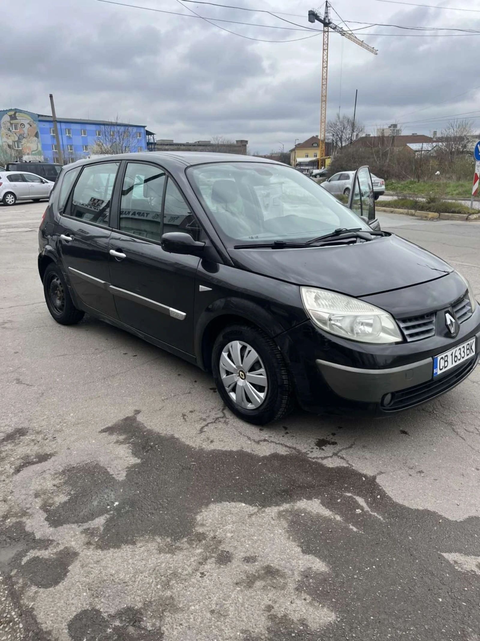 Renault Scenic 1.6i, снимка 4 - Автомобили и джипове - 54076959