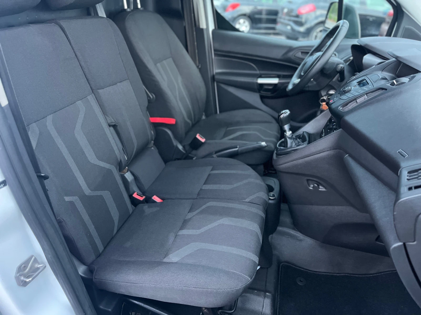 Ford Connect MAXI 1.6 115 ���� 6 �������� | Mobile.bg � ����������� 9