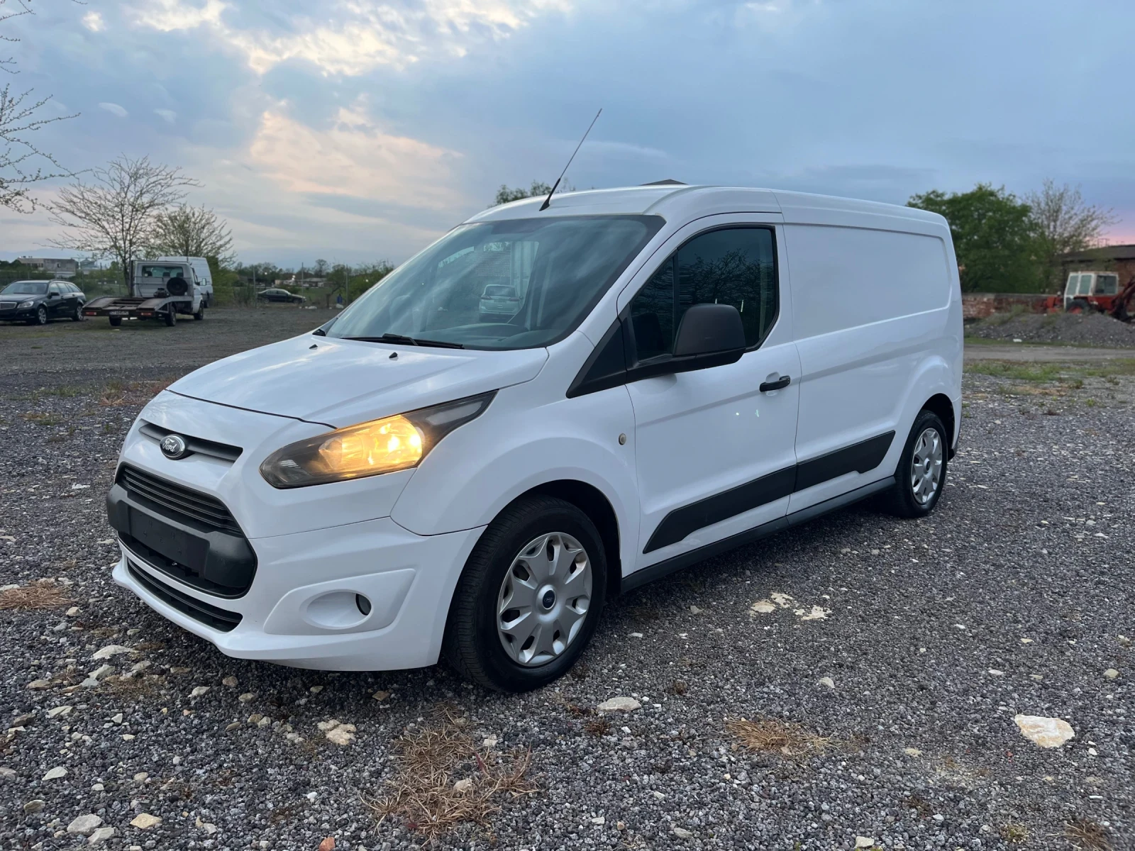 Ford Connect MAXI 1.6 115 ���� 6 �������� | Mobile.bg � ����������� 4