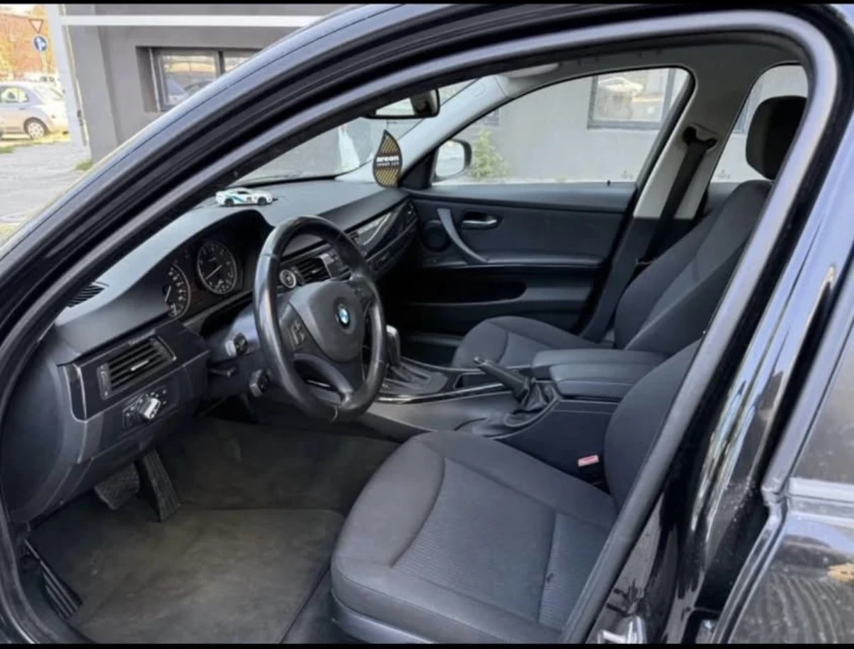 BMW 320, снимка 6 - Автомобили и джипове - 54442287