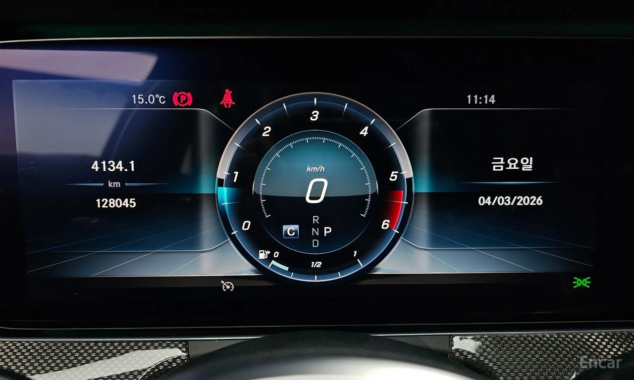 Mercedes-Benz CLS 300 d* AMG* BURMESTER* CARBON* HEAD-UP* ШИБИДАХ* КАМЕР, снимка 12 - Автомобили и джипове - 54599096