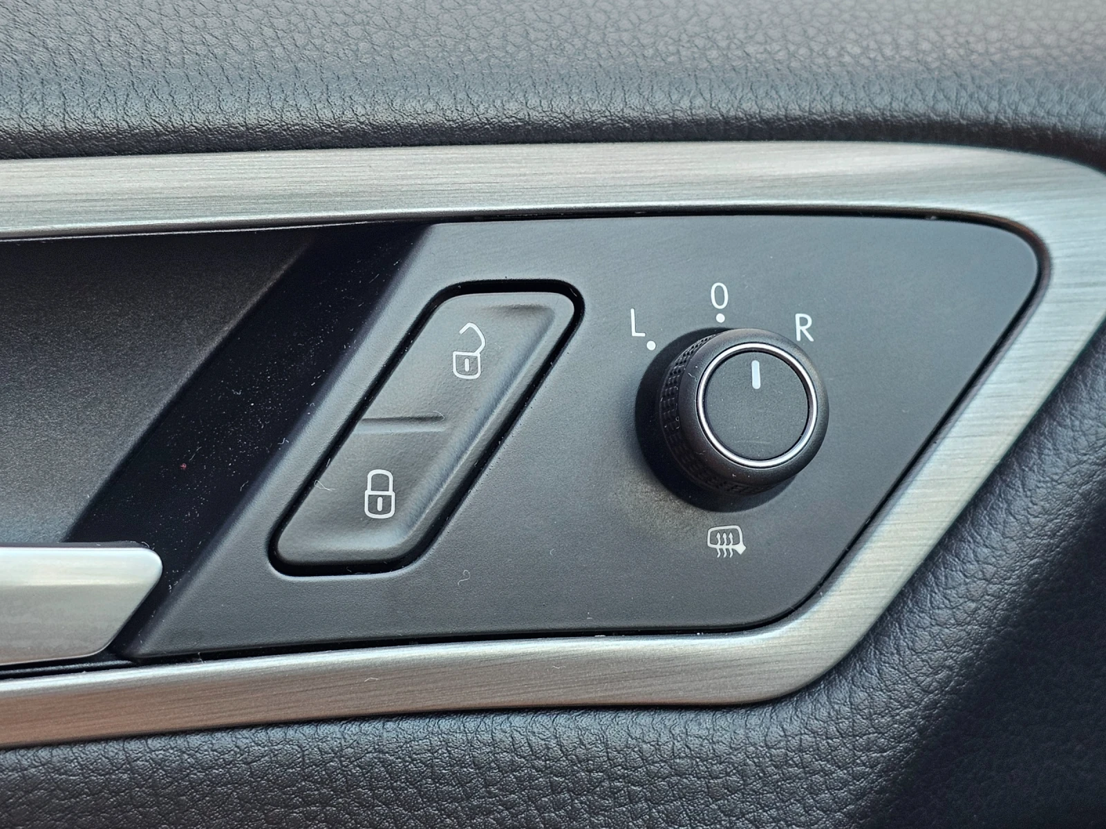 VW Golf, снимка 13 - Автомобили и джипове - 54855410