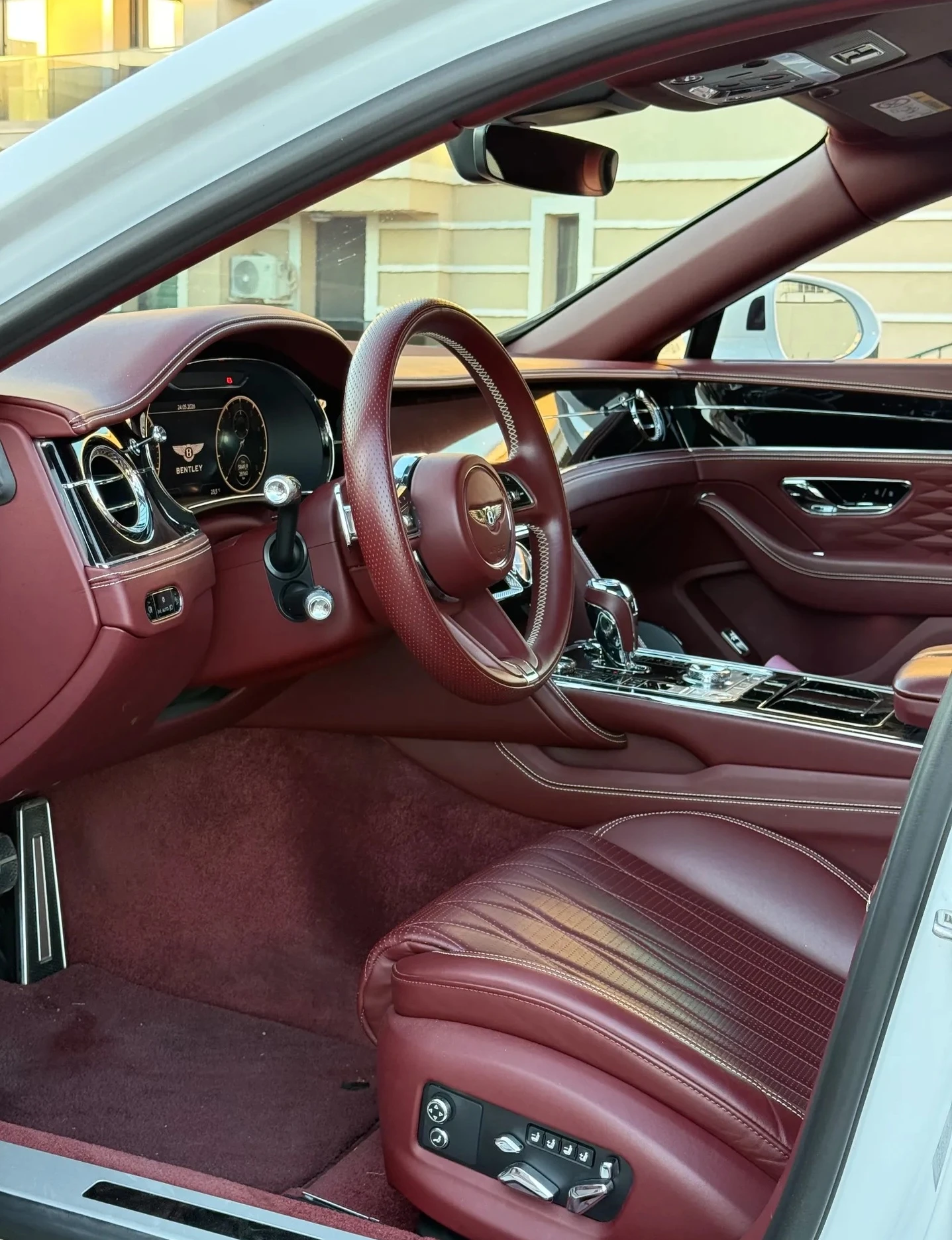 Bentley Flying Spur FLSN, снимка 5 - Автомобили и джипове - 54911903