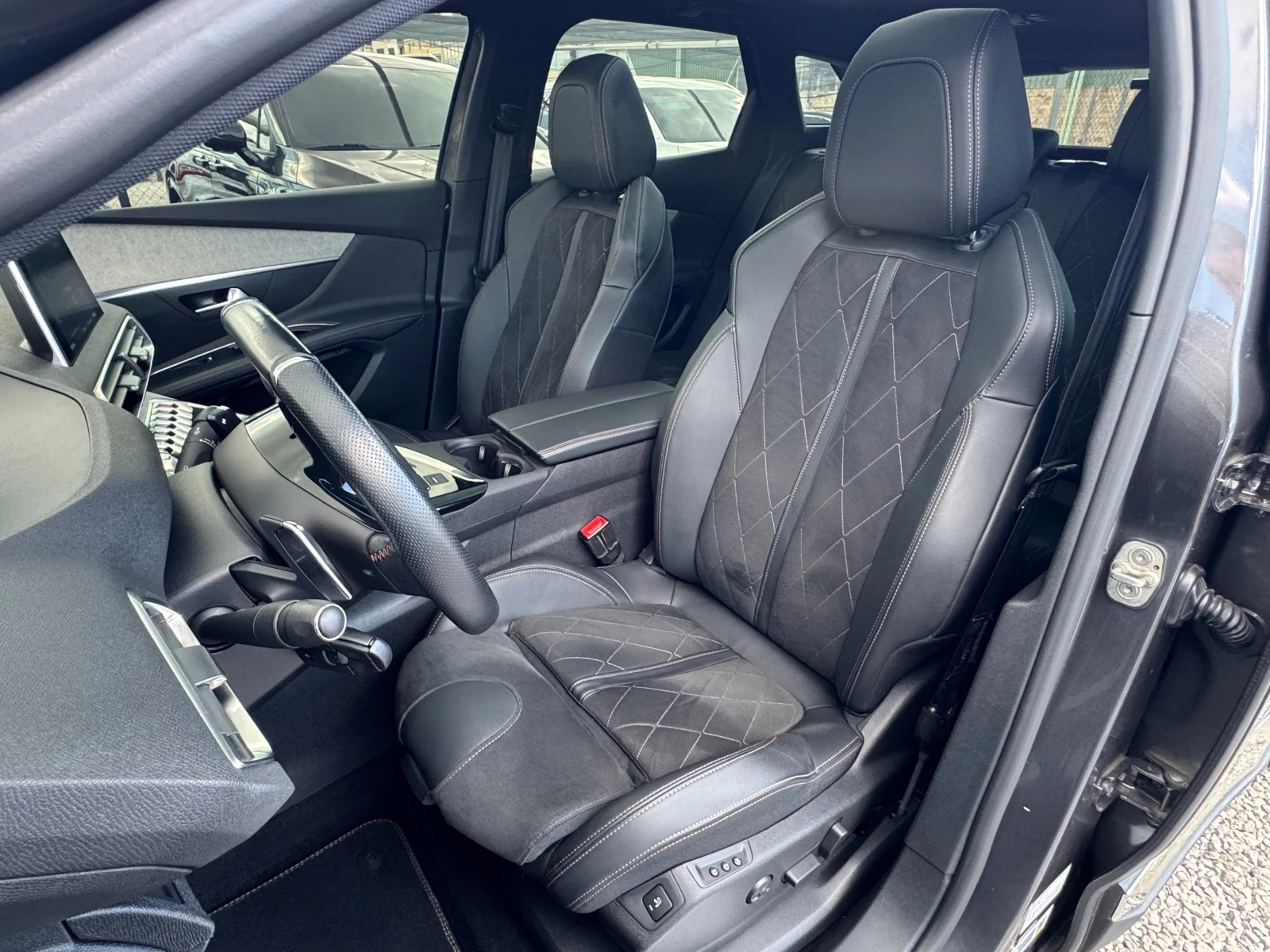 Peugeot 3008 2.0 BlueHDi ! GT Line !, снимка 7 - Автомобили и джипове - 54931827
