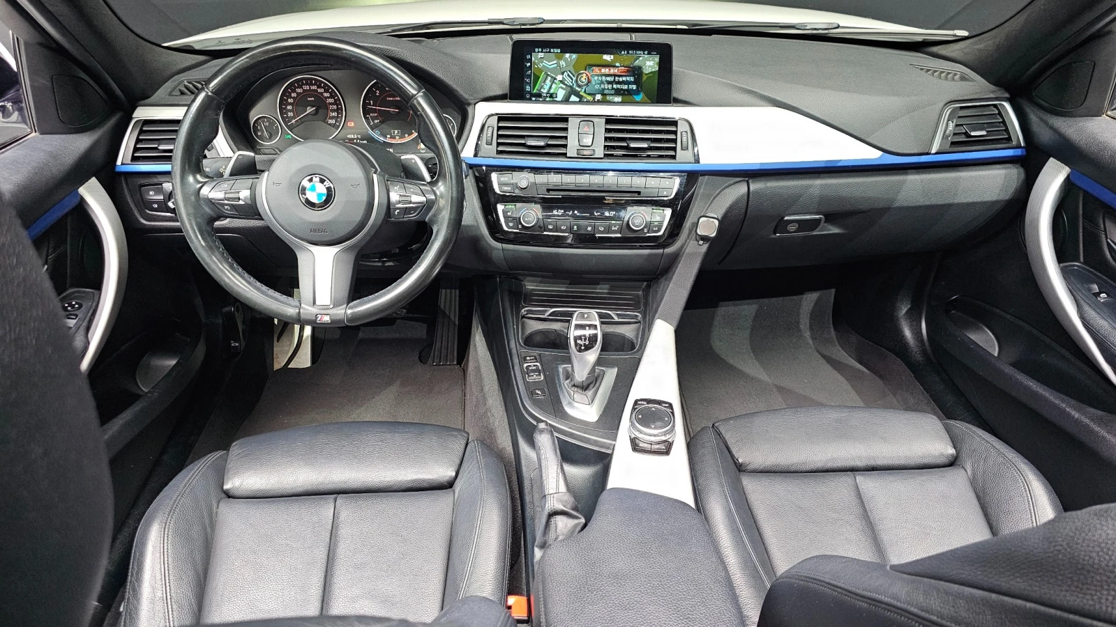 BMW 330 М ПАКЕТ/ПОДГРЕВ/ШИБЕДАХ/ПАМЕТ/HUD/, снимка 6 - Автомобили и джипове - 55444714