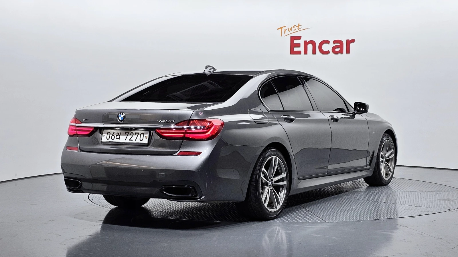 BMW 740 M SPORT XDRIVE/ДИСТРОНИК/360/ШИБИДАХ/ОБДУХВАНЕ, снимка 4 - Автомобили и джипове - 55446754