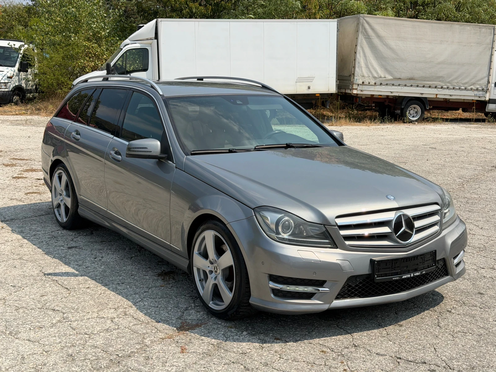 Mercedes-Benz C 220 CDI* AMG LINE* DISTRONIC* BI-XENON* НЕМСКА!, снимка 3 - Автомобили и джипове - 55969655