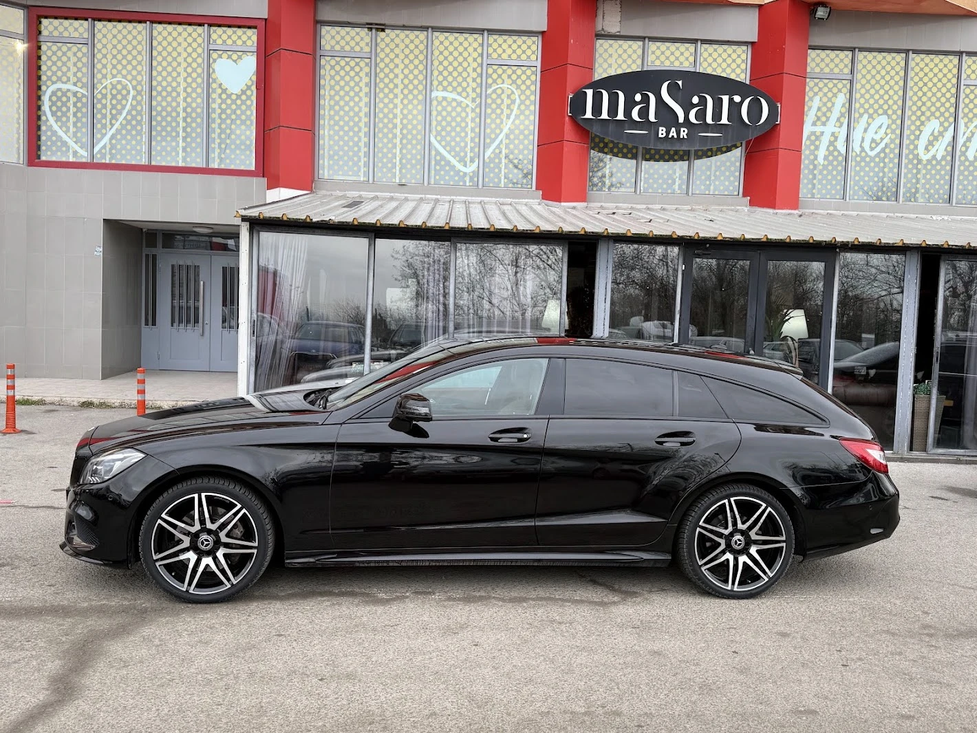 Mercedes-Benz CLS 350 AMG LINE FACELIFT 9G-TRONIC 4MATIC AIRMATIC, снимка 11 - Автомобили и джипове - 56203301