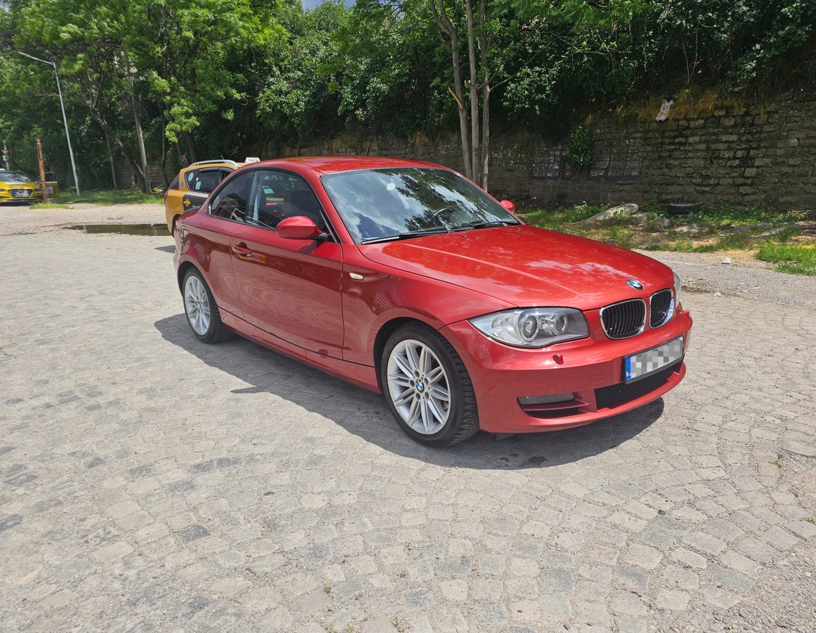 BMW 120, снимка 2 - Автомобили и джипове - 56158823