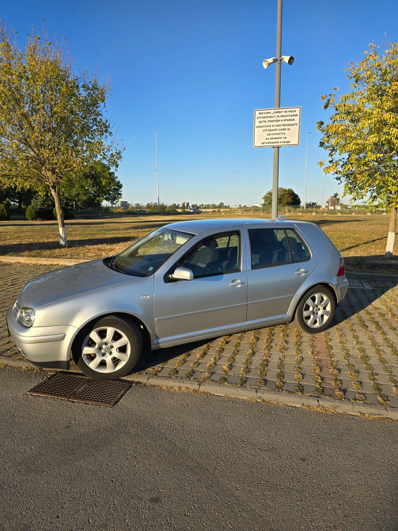 VW Golf, снимка 3 - Автомобили и джипове - 56339291