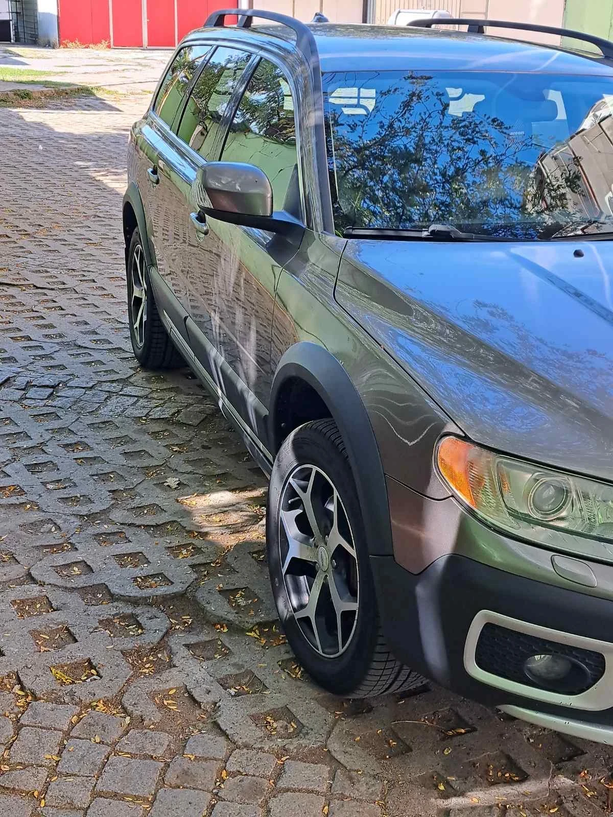 Volvo Xc70 D5* 2.4* 185* Automatic, снимка 3 - Автомобили и джипове - 56403324