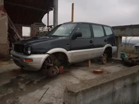Nissan Terrano  2.4i бензин / 2.7tdi дизел, снимка 5