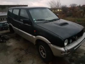 Nissan Terrano  2.4i бензин / 2.7tdi дизел, снимка 1