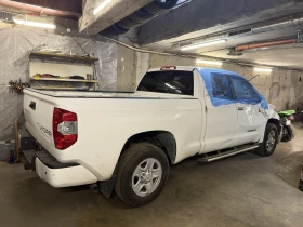 Toyota Tundra  5.7 HEMI  V8, снимка 10