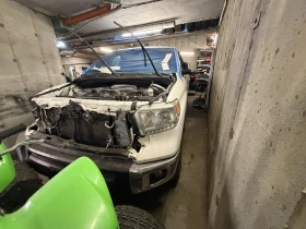 Toyota Tundra  5.7 HEMI  V8, снимка 9