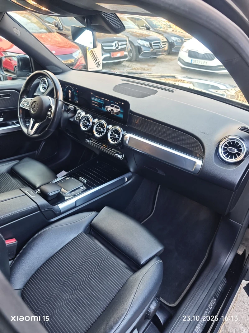 Mercedes-Benz GLB AMG, АМБИЕНТ, ДИСТРОНИК, КАМЕРА, ПОГРЕВ, ФУЛ!, снимка 11 - Автомобили и джипове - 52158911