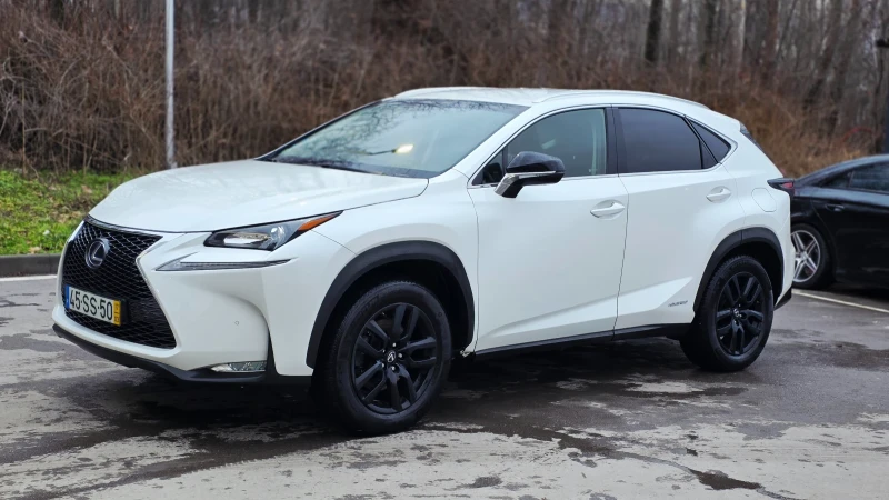 Lexus NX 300h F-Sport  LPG  Carplay/Android Auto, снимка 3 - Автомобили и джипове - 53343129
