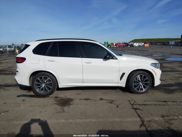 BMW X5 M pack* Head UP* 360CAM* Soft* Laser* Обдух* Sky L, снимка 4 - Автомобили и джипове - 53825125