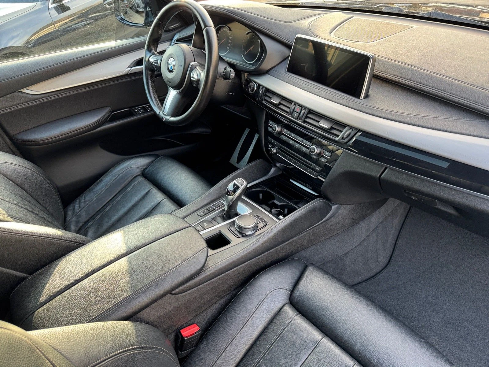 BMW X6 40d/313HP/M-SPORT/HUD/MMRY/PANO/NAVI/KLESS/471v - изображение 9