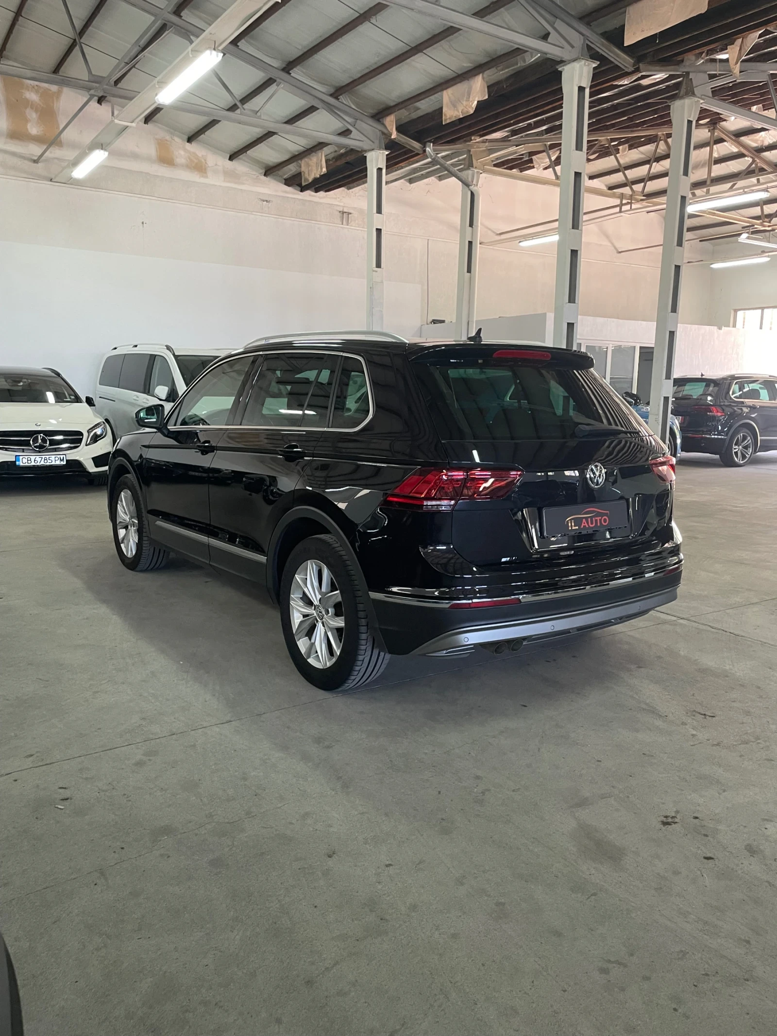 VW Tiguan 2.0Tdi/4motion/Distr/head-up/теглич/ подгрев/Led/! - изображение 5