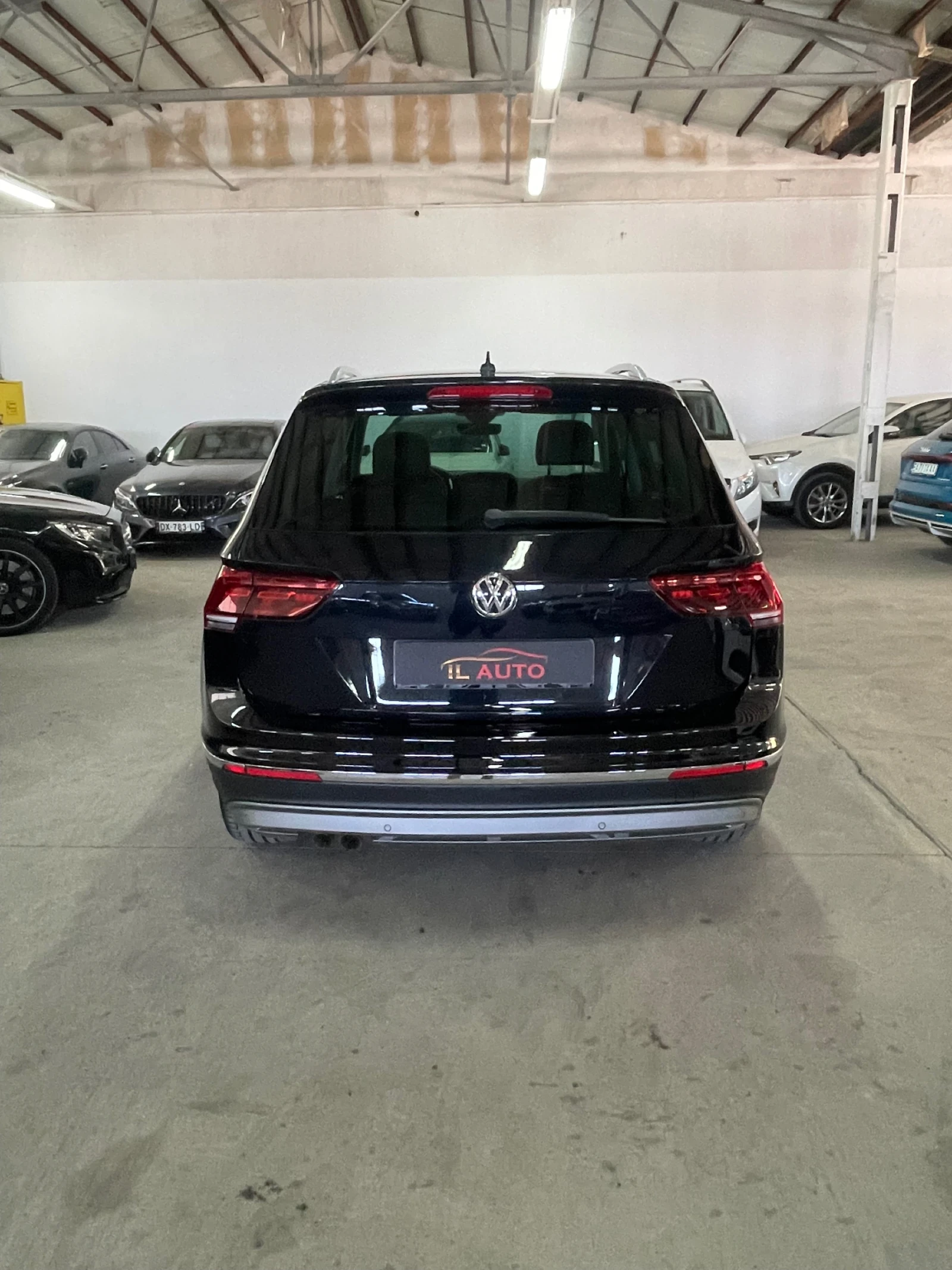 VW Tiguan 2.0Tdi/4motion/Distr/head-up/теглич/ подгрев/Led/! - изображение 4
