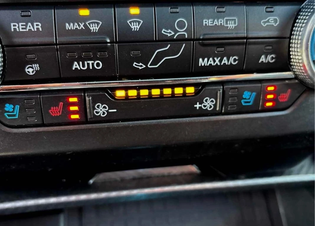 Ford Expedition * Limited Max 4x4 * CARFAX * ��� ������������ ���� | Mobile.bg � ����������� 13